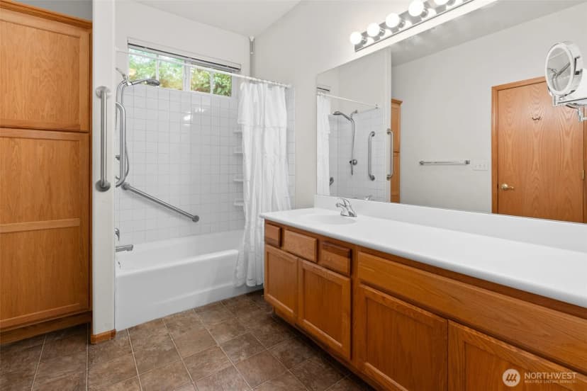 Property photo for 500 Fieldstone Loop #13, Lynden photo 24