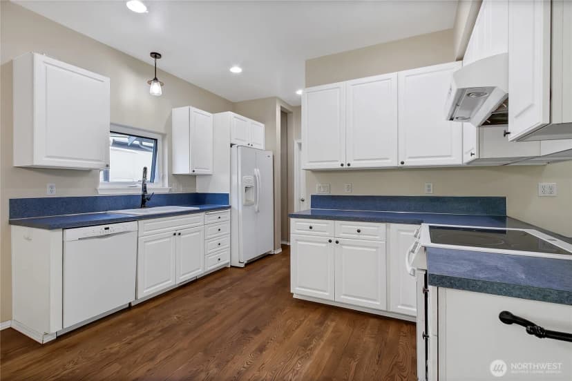 Property photo for 44002 161st Avenue E, Eatonville photo 22