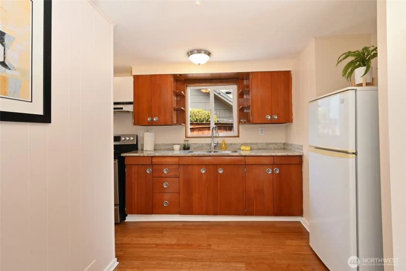 Property photo for 1908 Ne 65th Street, Seattle photo 14
