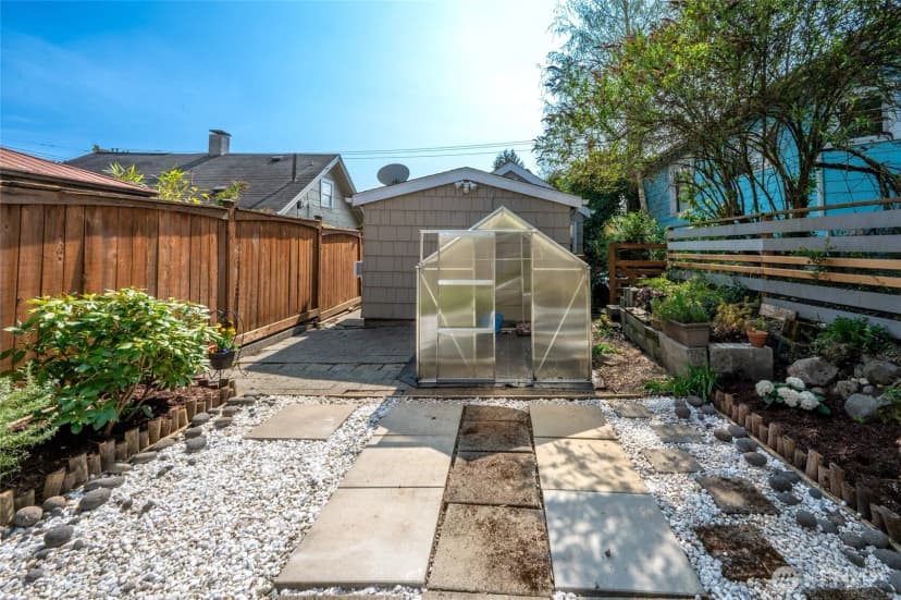 Property photo for 1908 Ne 65th Street, Seattle photo 39