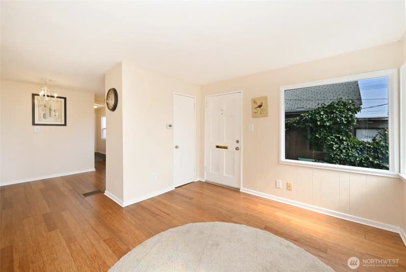 Property photo for 1908 Ne 65th Street, Seattle photo 11