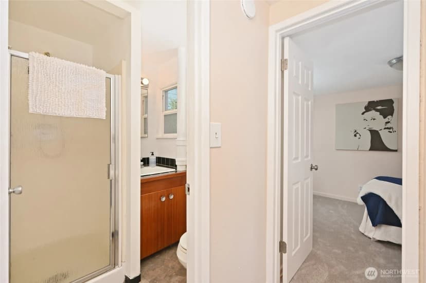 Property photo for 1908 Ne 65th Street, Seattle photo 23