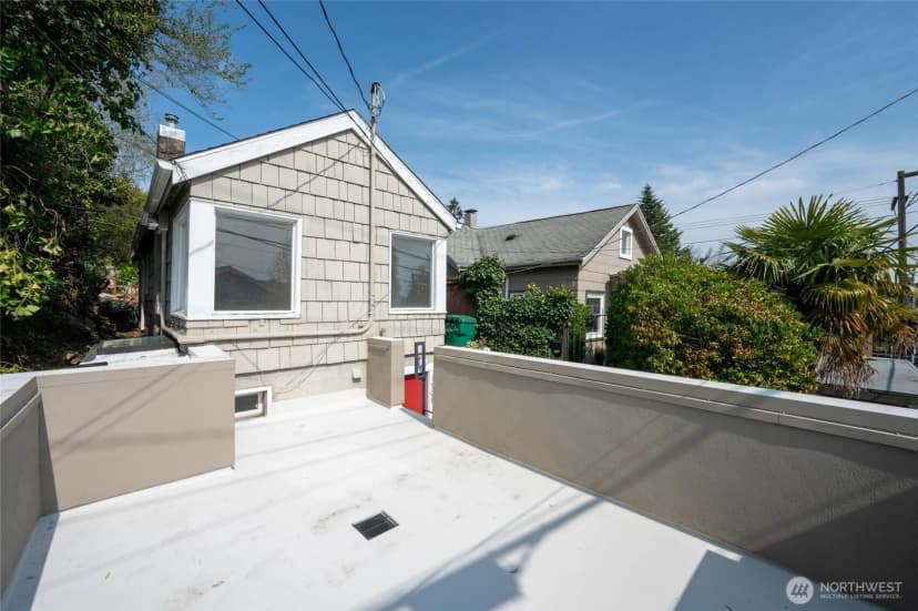 Property photo for 1908 Ne 65th Street, Seattle photo 6