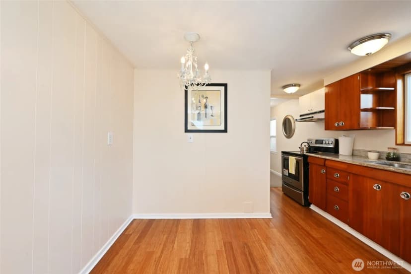 Property photo for 1908 Ne 65th Street, Seattle photo 12
