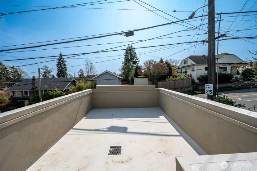 Property photo for 1908 Ne 65th Street, Seattle photo 5