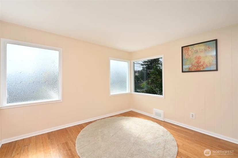 Property photo for 1908 Ne 65th Street, Seattle photo 9