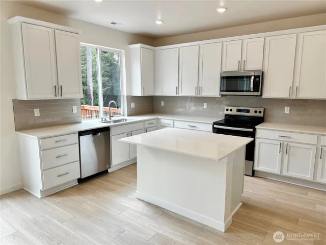 Property photo for 13514 187th Street E #28, Puyallup photo 4
