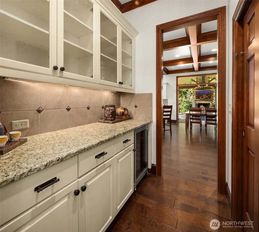 Property photo for 20920 Se 8th Place, Sammamish photo 14