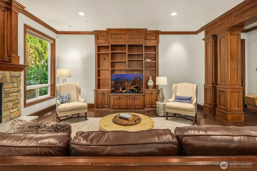 Property photo for 20920 Se 8th Place, Sammamish photo 4