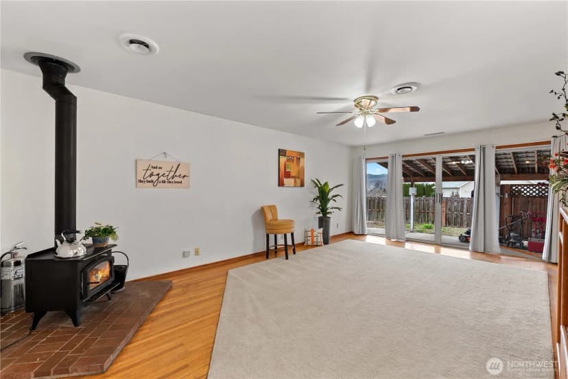 Property photo for 312 N Perry Avenue, East Wenatchee photo 7
