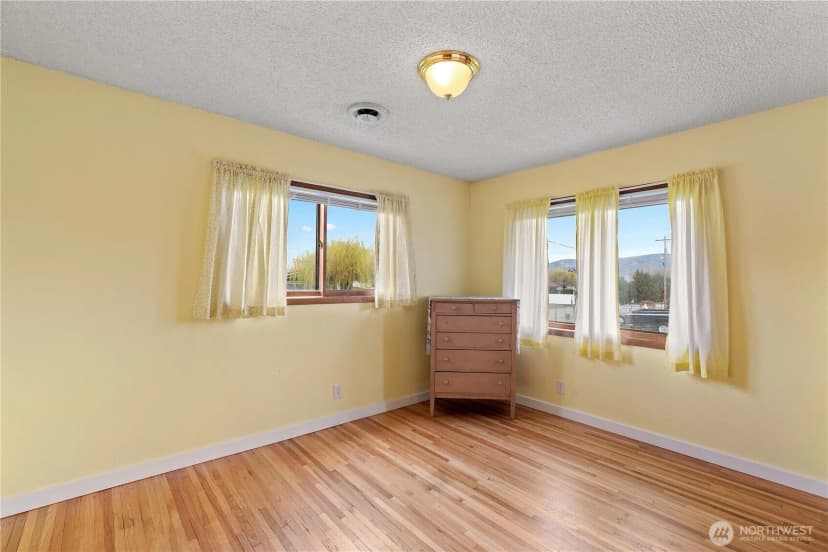 Property photo for 312 N Perry Avenue, East Wenatchee photo 21