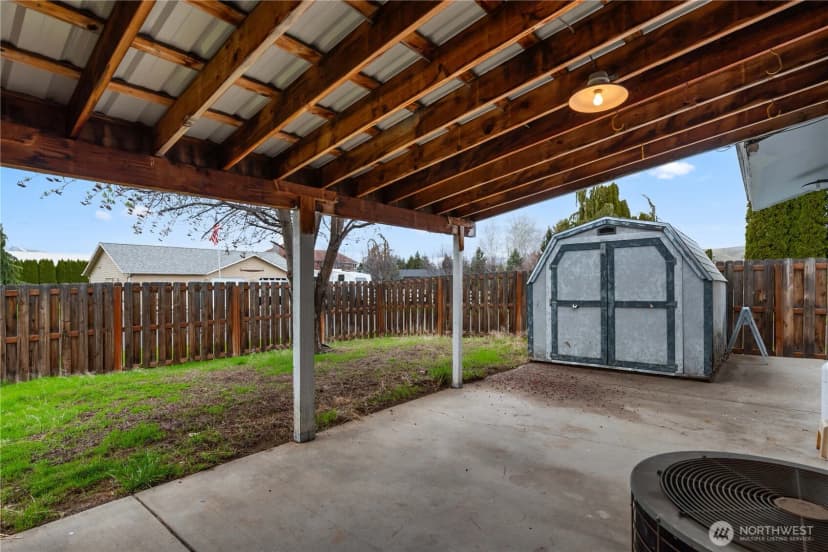 Property photo for 312 N Perry Avenue, East Wenatchee photo 18