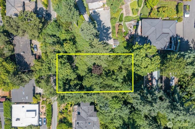 Property photo for 28 Xx 68th Avenue Se, Mercer Island photo 4