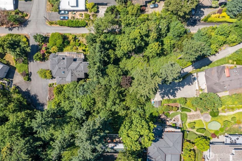 Property photo for 28 Xx 68th Avenue Se, Mercer Island photo 6