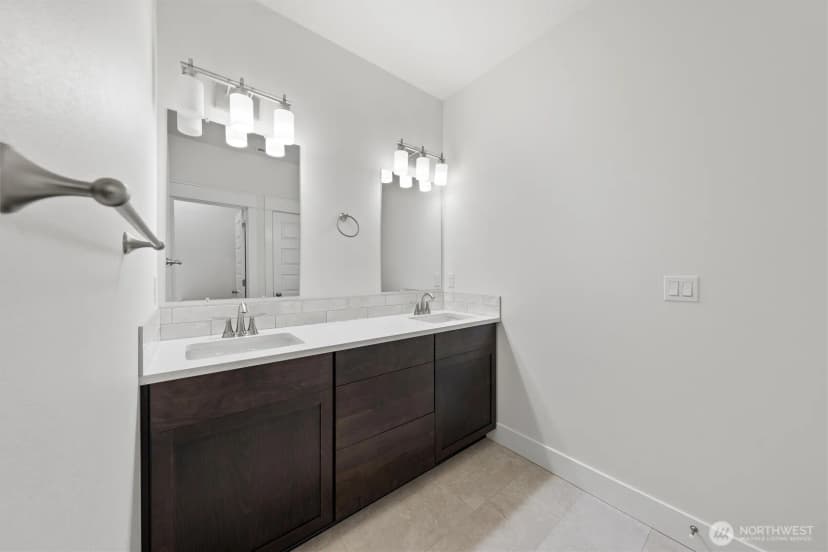 Property photo for 710 O Street Ne, Quincy photo 32