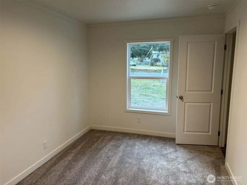 Property photo for 131 E Kingston Way, Shelton photo 17
