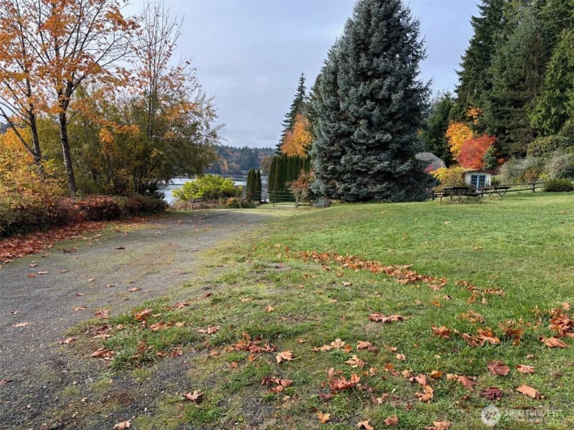 Property photo for 131 E Kingston Way, Shelton photo 26