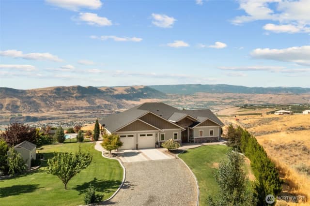 Property photo for 44 Sageland Road, East Wenatchee photo 5