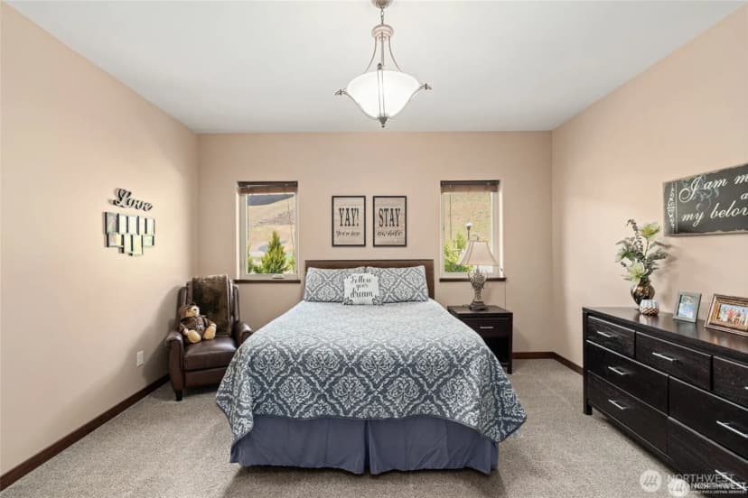 Property photo for 44 Sageland Road, East Wenatchee photo 24