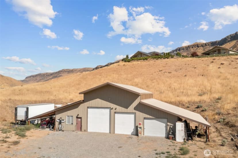 Property photo for 44 Sageland Road, East Wenatchee photo 39