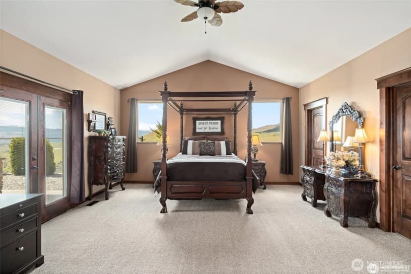 Property photo for 44 Sageland Road, East Wenatchee photo 19