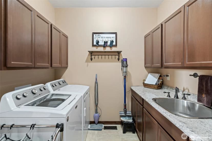 Property photo for 44 Sageland Road, East Wenatchee photo 26