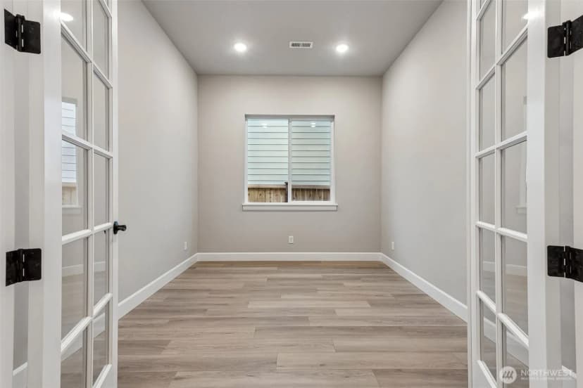 Property photo for 5931 Thornhill Avenue Sw #292, Port Orchard photo 7