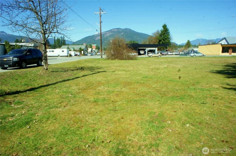 Property photo for 1095 Darrington Street, Darrington photo 5
