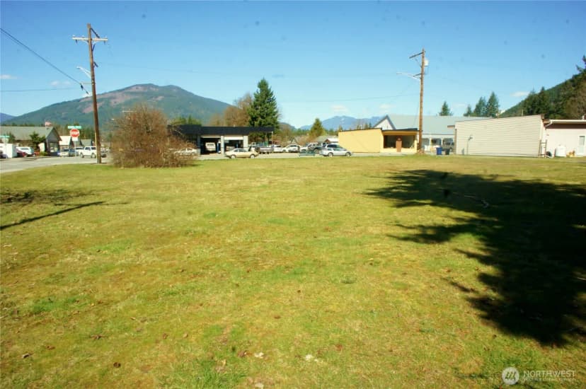 Property photo for 1095 Darrington Street, Darrington photo 6