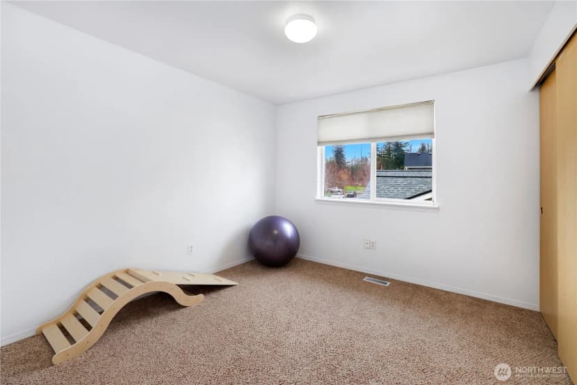 Property photo for 21662 Se 283rd Street, Maple Valley photo 17