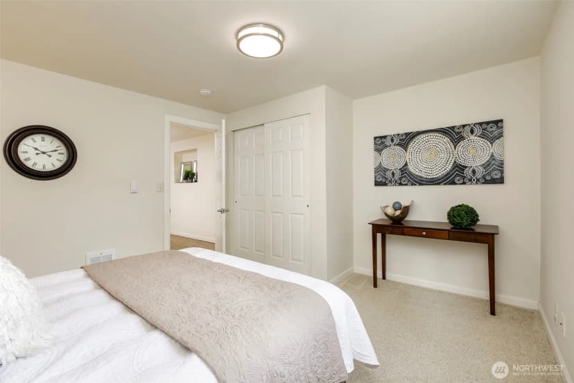 Property photo for 3513 Ne 7th Place, Renton photo 14