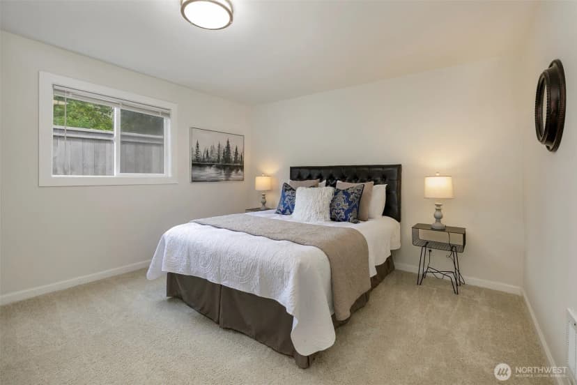 Property photo for 3513 Ne 7th Place, Renton photo 11