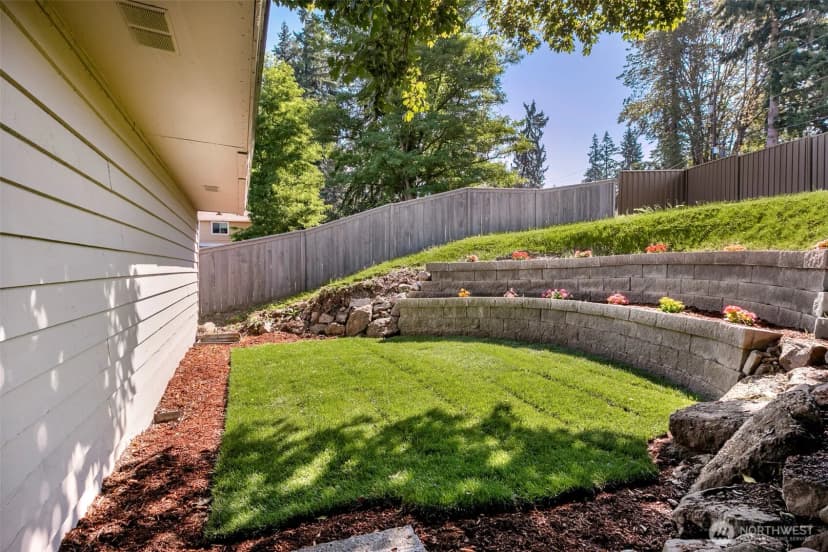 Property photo for 3513 Ne 7th Place, Renton photo 19