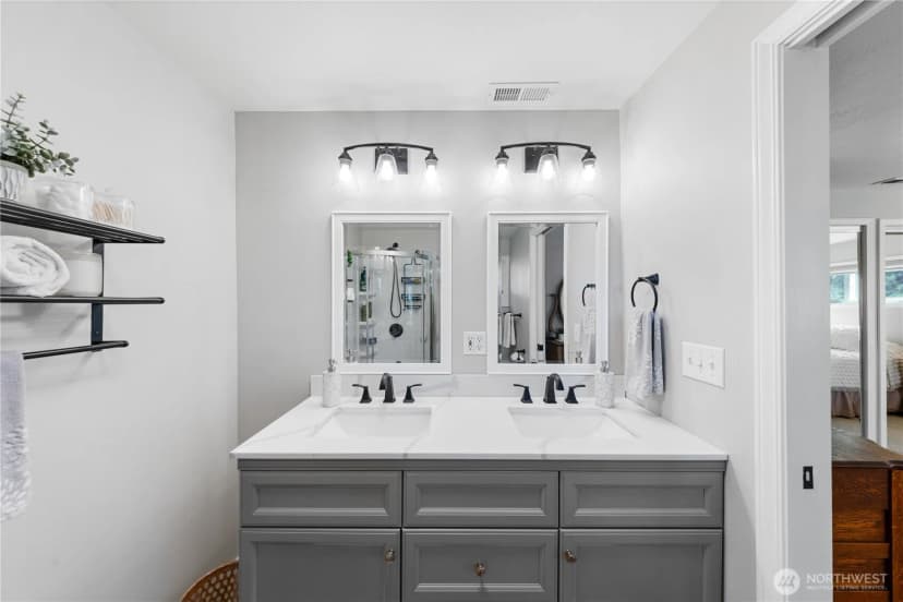 Property photo for 802 Haddon Road, Anacortes photo 22