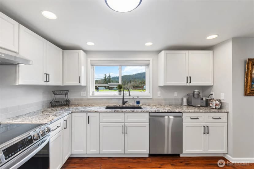 Property photo for 802 Haddon Road, Anacortes photo 16