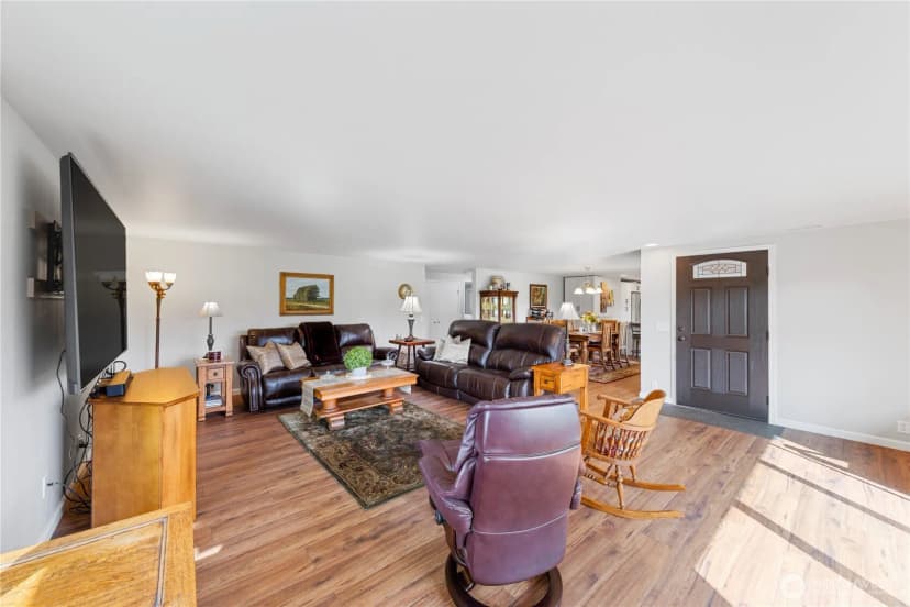 Property photo for 802 Haddon Road, Anacortes photo 6