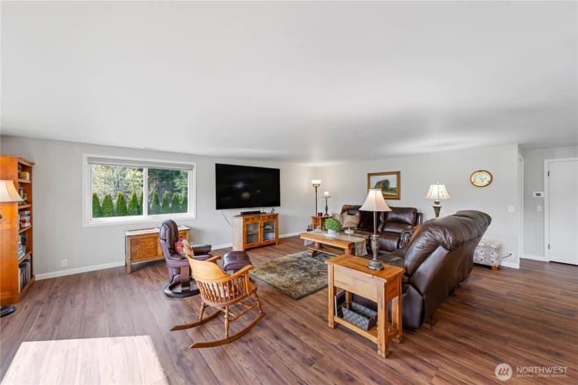 Property photo for 802 Haddon Road, Anacortes photo 8