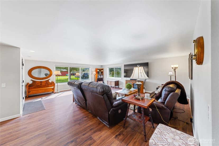 Property photo for 802 Haddon Road, Anacortes photo 9
