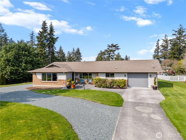 Property photo for 802 Haddon Road, Anacortes photo 2