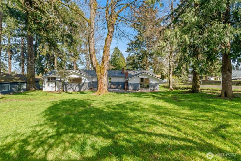 Property photo for 14207 6th Avenue S, Burien photo 38