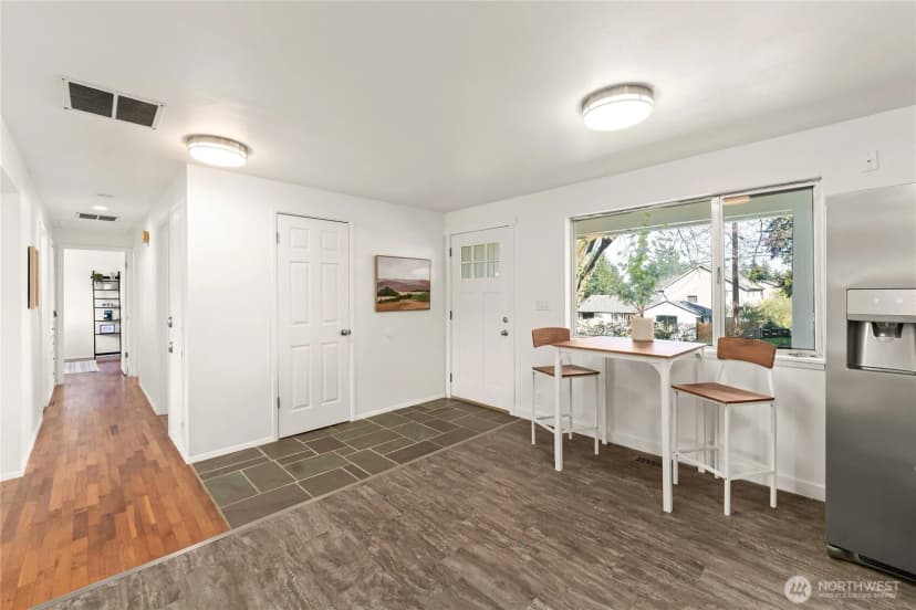 Property photo for 14207 6th Avenue S, Burien photo 13
