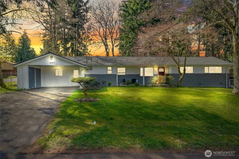 Property photo for 14207 6th Avenue S, Burien