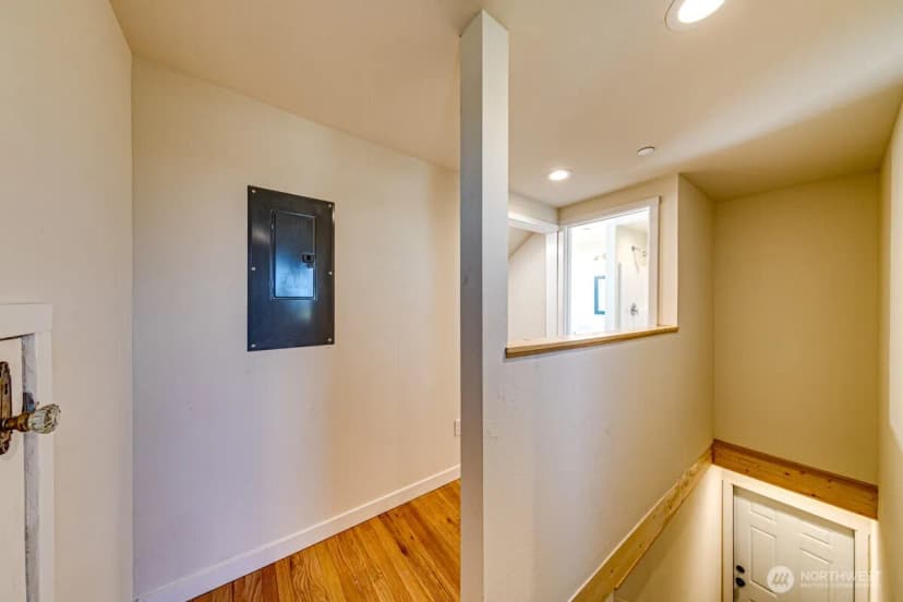 Property photo for 1017 E Front Street, Port Angeles photo 30