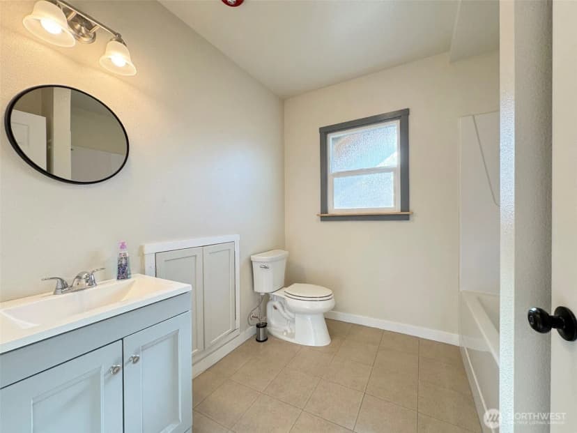 Property photo for 1017 E Front Street, Port Angeles photo 14