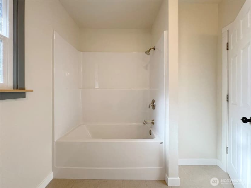 Property photo for 1017 E Front Street, Port Angeles photo 15