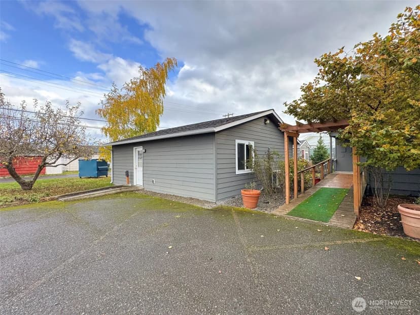 Property photo for 1017 E Front Street, Port Angeles photo 36
