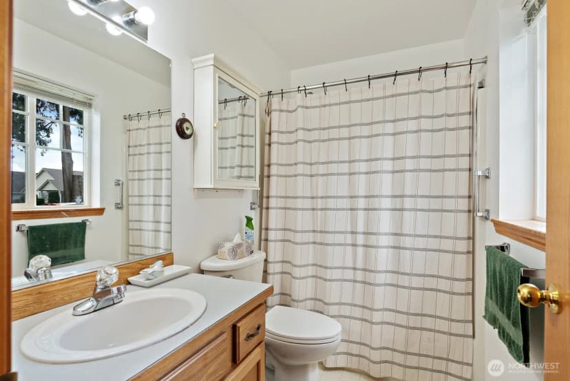 Property photo for 1021 Sinclair Way #38, Burlington photo 13