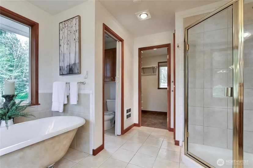 Property photo for 7111 Ray Nash Drive Nw, Gig Harbor photo 18