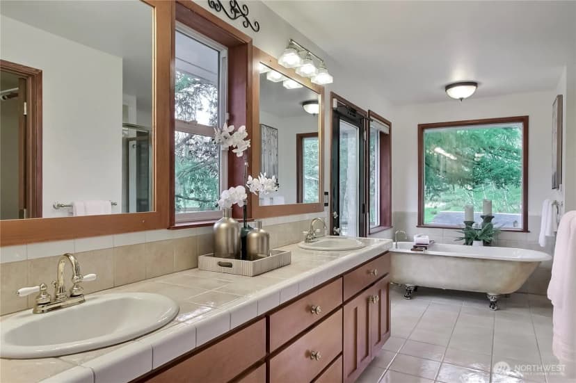 Property photo for 7111 Ray Nash Drive Nw, Gig Harbor photo 16