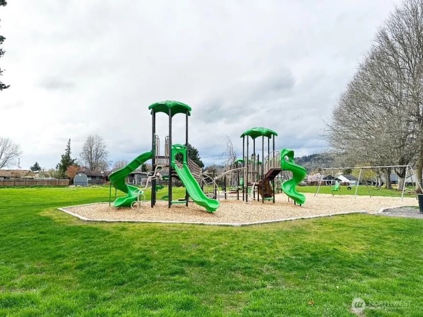 Property photo for 2414 48th Avenue, Longview photo 19